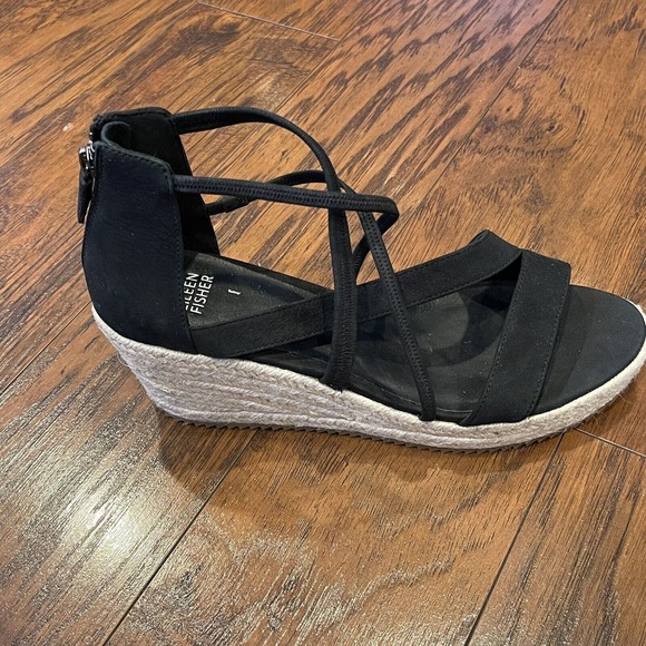 Eileen Fisher Wanda Tumbled Nubuck Espadrille Sandals in Black Size 9 - Picture 2 of 12